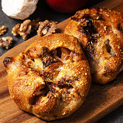 紅玉とカマンベールのリュスティック