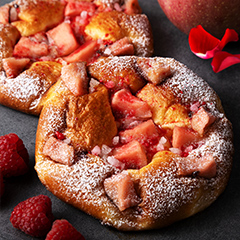 リンゴとフランボワーズのタルトシュクレ