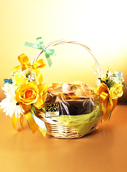 アレンジローズバスケット(イエロー×グリーン)