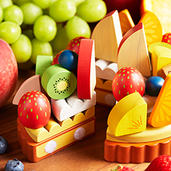 Dream Fruit Tart 夢のフルーツタルト —想像力と感性を育むお菓子な玩具—