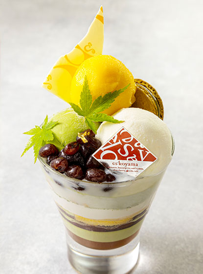 パフェ四彩茶奏