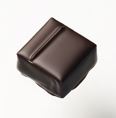 Kenya × Venezuela　ケニア（キアマリガファクトリー）×
ベネズエラ（チュアオ70%）