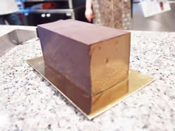 ENTREMET BELLE-HELENE CUBIQUE